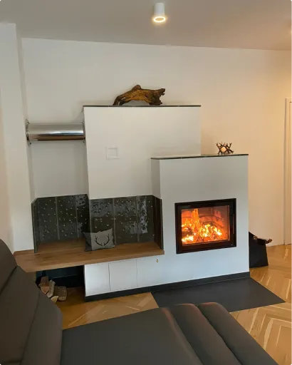 weißer Kamin