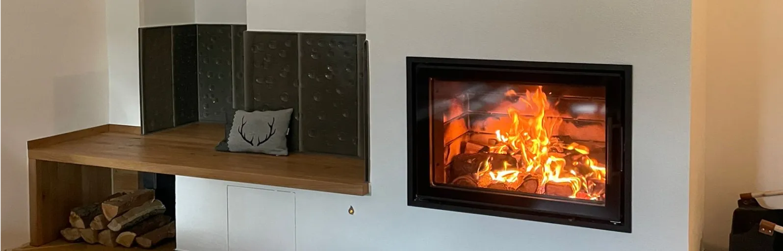 Beispielbild fertig eingebauter Kachelofen